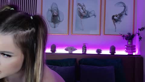 EmilyWess online show from March 2026 05:31:02 PM