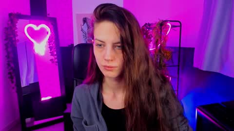 Emily online show from January 2025 08:21:02 AM