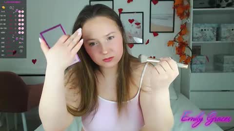 Snapshot of emilyxgrasez chatting on February 2025 10:20:01 PM Emily online show from February 2025 10:20:01 PM