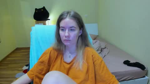 Emily online show from March 2025 07:06:01 PM