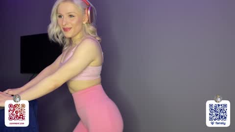 Snapshot of eminent_eva chatting on February 2025 06:59:01 PM Eminent Eva online show from February 2025 06:59:01 PM