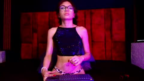 emma_angel_04 online show from June 2026 01:50:02 PM