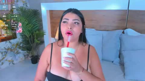 Snapshot of emma_bakker_ chatting on June 2026 06:51:02 AM Emma online show from June 2026 06:51:02 AM