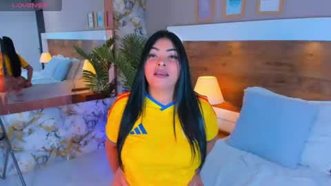 Snapshot of emma_bakker_ chatting on July 2026 01:15:02 PM Emma online show from July 2026 01:15:02 PM