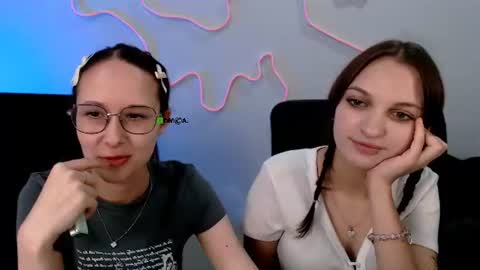 Snapshot of emma_bless_ chatting on July 2026 08:45:02 AM your Emma online show from July 2026 08:45:02 AM