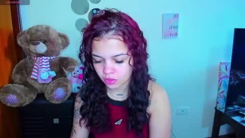 emma_boo_ online show from April 2026 02:54:01 PM