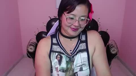 Snapshot of emma_burt_x chatting on January 2026 06:33:01 PM Emma burt online show from January 2026 06:33:01 PM