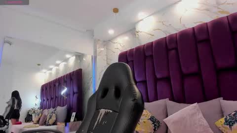 pau online show from November 2025 03:01:01 PM