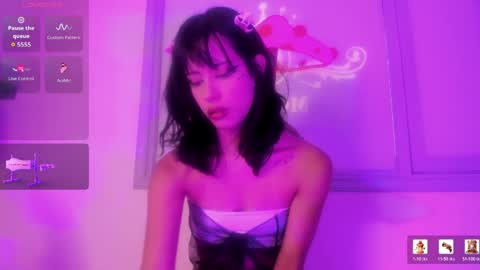 Snapshot of emma_cg chatting on May 2026 09:10:01 PM Emma Or you can call me cutie online show from May 2026 09:10:01 PM