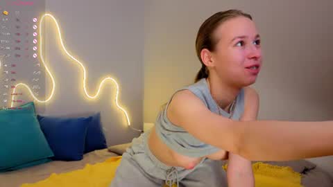 Emma online show from June 2026 01:16:02 AM