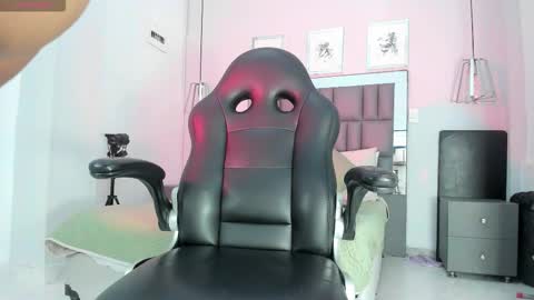 Emma online show from March 2026 11:27:01 AM