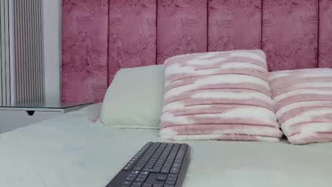 Emma online show from February 2026 03:05:01 AM