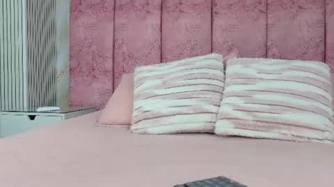 Emma online show from June 2026 03:11:01 AM