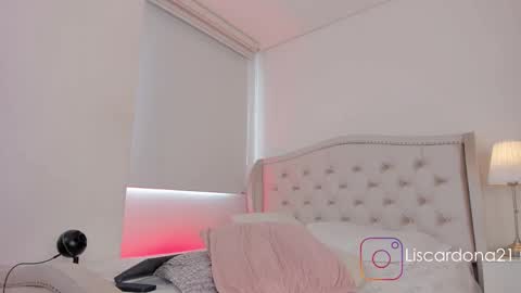 emma_dee online show from September 2025 03:46:02 PM