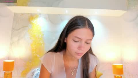 emma_jhoons online show from September 2025 11:03:01 AM