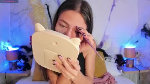 emma_jhoons online show from October 2025 11:09:01 AM