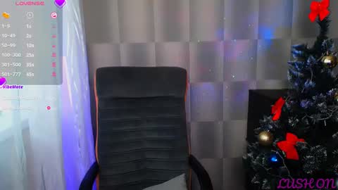 Snapshot of emma_jordan chatting on January 2025 08:49:02 AM Emma online show from January 2025 08:49:02 AM
