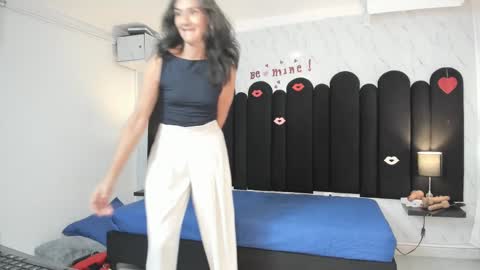 Emma  online show from March 2025 03:13:02 PM