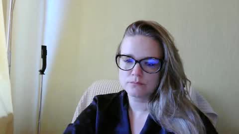 Snapshot of emma_misty_ chatting on October 2025 07:25:02 AM emma_misty_ online show from October 2025 07:25:02 AM