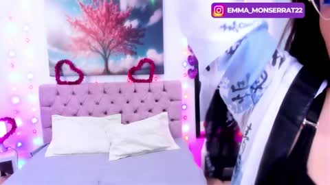 Snapshot of emma_monserratt chatting on February 2025 04:32:02 AM Emma Monserratt online show from February 2025 04:32:02 AM