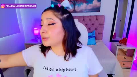 Snapshot of emma_monserratt chatting on November 2025 06:20:02 PM Emma Monserratt online show from November 2025 06:20:02 PM