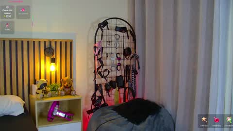  Emma morales  online show from April 2026 01:24:02 PM