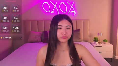 Emma online show from September 2025 08:25:02 AM