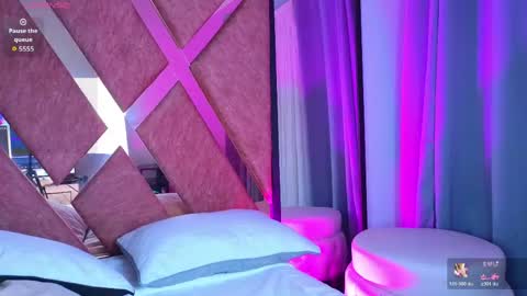 EMMA REVEES  online show from April 2026 01:42:02 AM