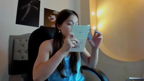Snapshot of emma_rousz chatting on September 2025 03:30:02 AM emma online show from September 2025 03:30:02 AM