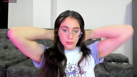 Snapshot of emma_sandovaal chatting on January 2025 02:15:01 AM Emma online show from January 2025 02:15:01 AM