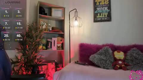 EMMA  online show from March 2026 07:07:01 PM