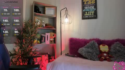 EMMA  online show from March 2026 07:07:01 PM