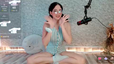 Emma  online show from January 2026 03:00:02 AM