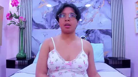 Emma  online show from October 2025 02:58:02 AM