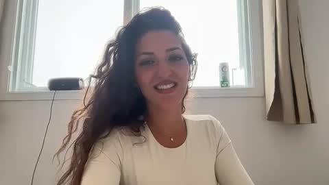 Emma online show from February 2026 06:19:01 PM