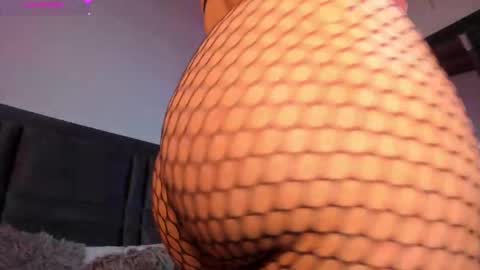 emma becket online show from February 2025 07:23:02 AM