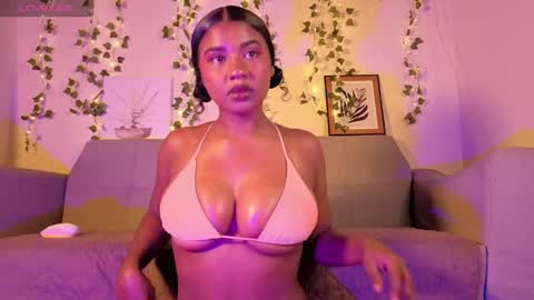 Emma online show from November 2025 02:41:01 PM