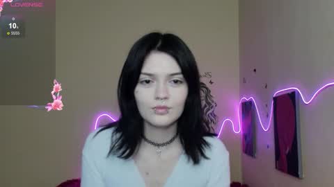 Emma online show from November 2025 08:47:01 AM