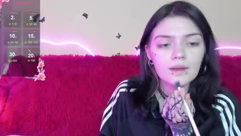 Emma online show from December 2025 08:32:02 AM