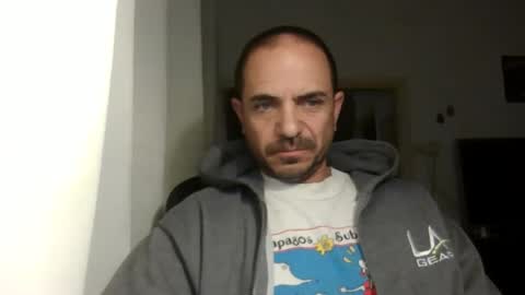 Ariel online show from March 2025 03:24:01 AM