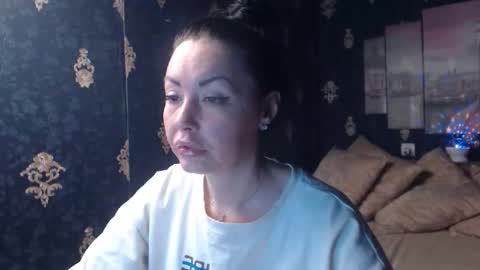 EmmaGoldX online show from January 2026 02:04:02 AM