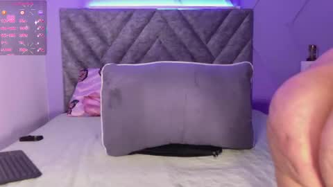  Emma  online show from November 2025 04:23:02 AM