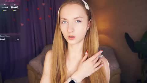 Snapshot of emmalaflame chatting on February 2025 08:22:01 PM Emma day Wendy night online show from February 2025 08:22:01 PM