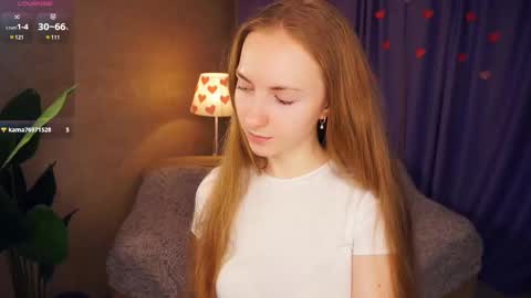 Snapshot of emmalaflame chatting on February 2025 08:28:02 PM Emma day Wendy night online show from February 2025 08:28:02 PM