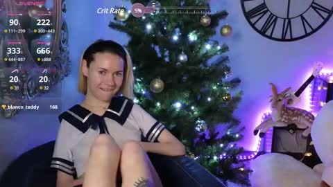 Snapshot of emmalarkins chatting on January 2025 02:46:01 PM Emma online show from January 2025 02:46:01 PM