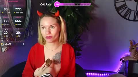 Snapshot of emmalarkins chatting on February 2025 12:14:02 PM Emma online show from February 2025 12:14:02 PM