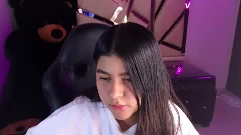 Emma online show from December 2024 01:59:02 PM