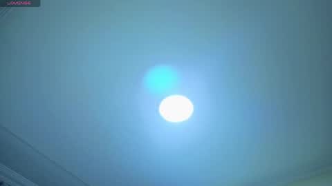 Snapshot of emmamiller__ chatting on May 2026 11:04:02 AM online show from May 2026 11:04:02 AM