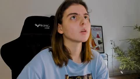 Snapshot of emmamon chatting on January 2025 07:53:02 PM Emma online show from January 2025 07:53:02 PM