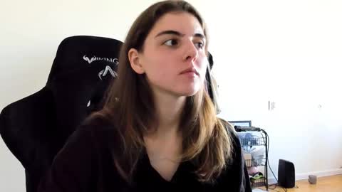 Snapshot of emmamon chatting on September 2025 09:53:02 AM Emma online show from September 2025 09:53:02 AM